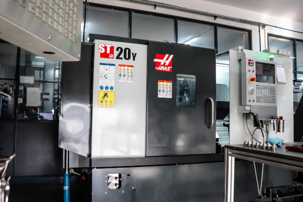 HAAS ST20Y – Torno CNC